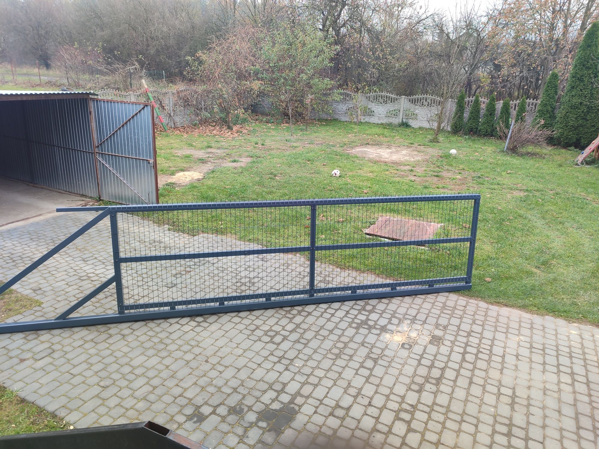 Brama przesuwna 4