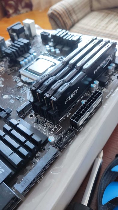 Msi b150 pc mate+i7 6700k+24 ram ddr4