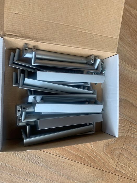Uchwyty do szafek - metalowe - kolor stalowy - komplet 22 szt.
