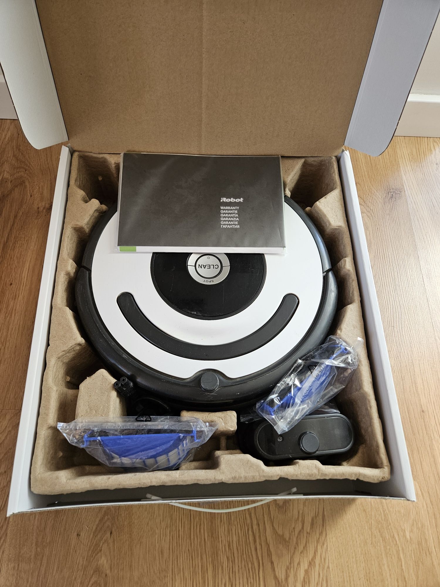 iRobot Roomba 675