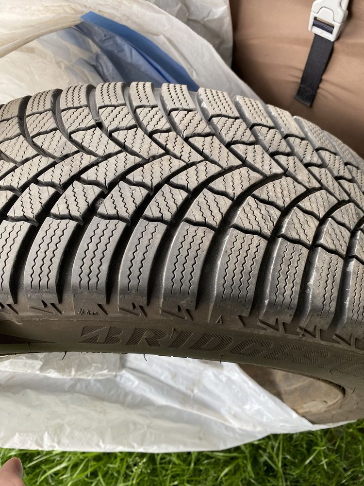 Opony Bridgestone 205/55 R16