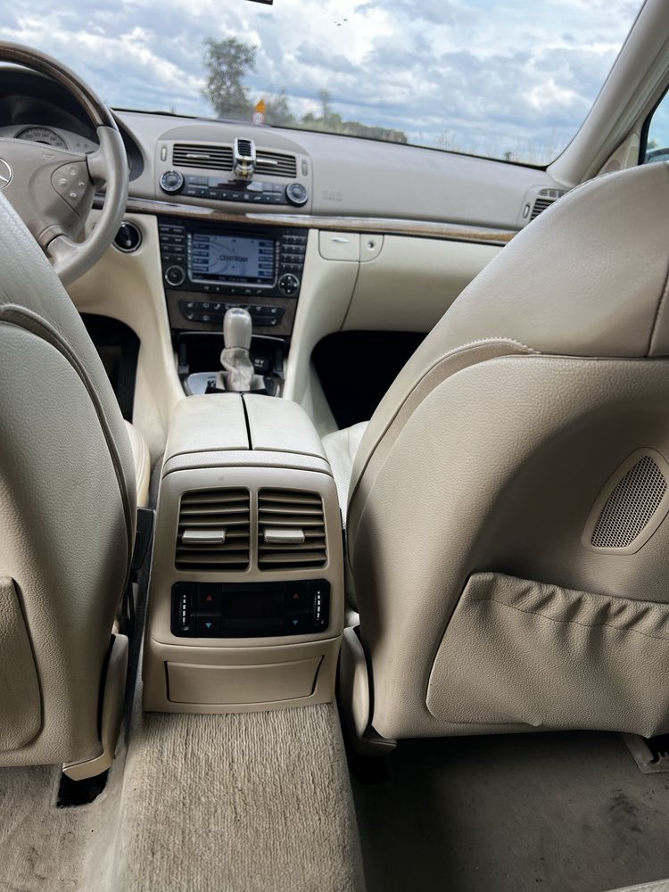 Mercedes-Benz E500 4-MATIC