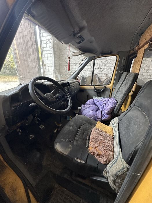 Газель 2003 год, грузо пассажир