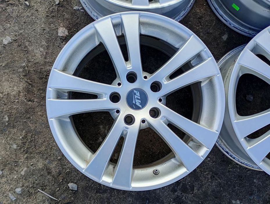 VW t5 trafic vivaro bmw 17cali 5x120 plw 7,5jx17h2 super wzór i stan