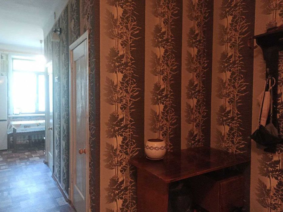 Продам 2-х комнатную квартиру на Малом рынке, по проспекту Соборный