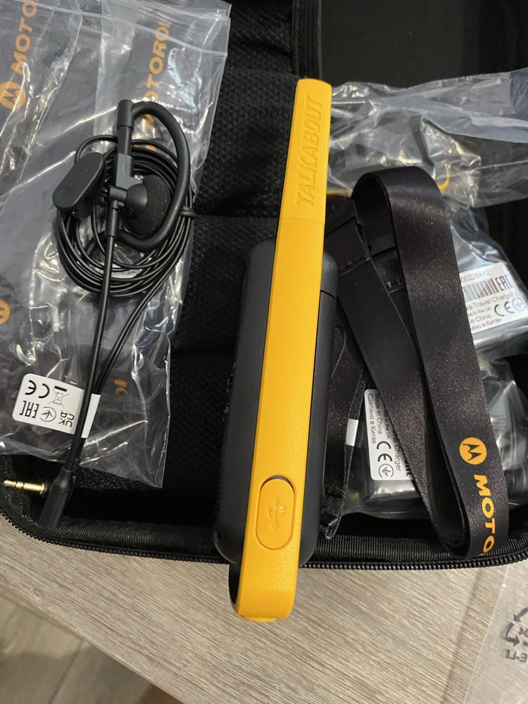 Рація motorola T82 extreme Talkabout.