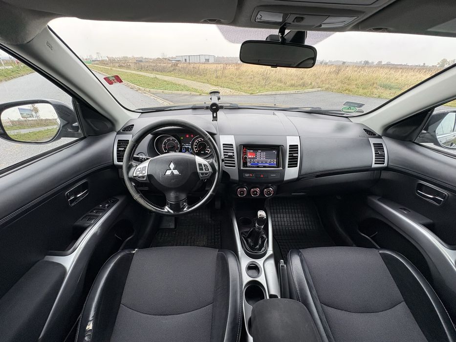 Mitsubishi Outlander II lift 2.2 DID