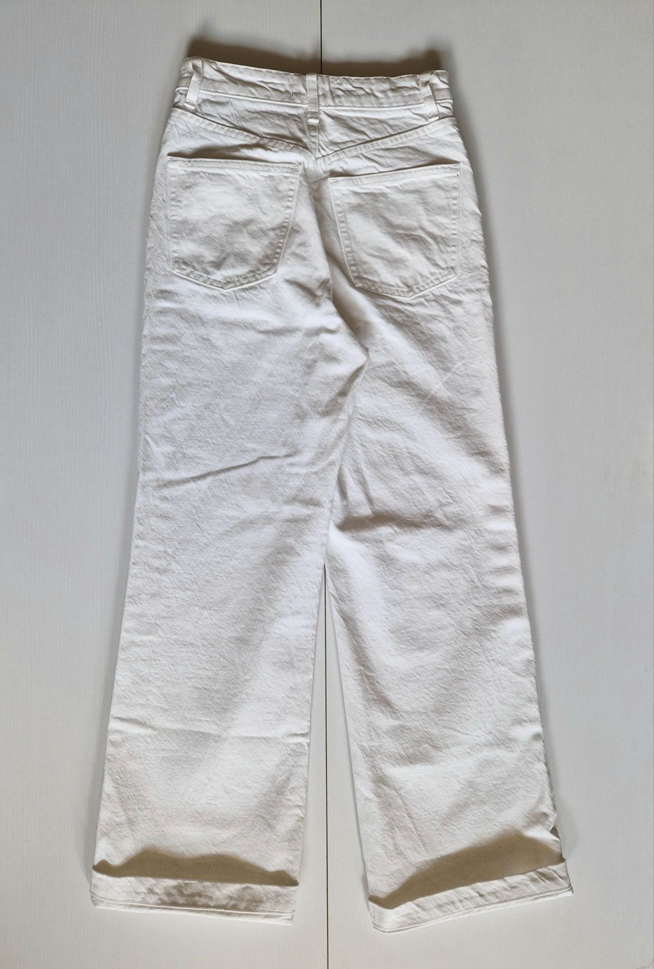 Білі джинси ZARA