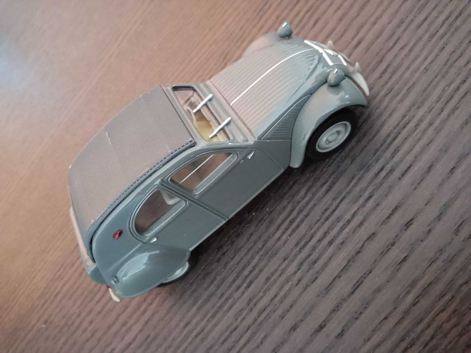 Norev 1/43 carro citroen 2cv