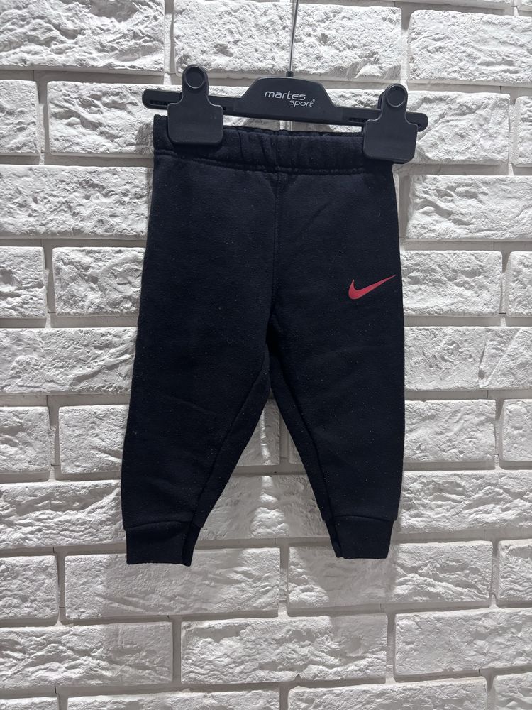Dresy nike rozmiar 74-80 cm