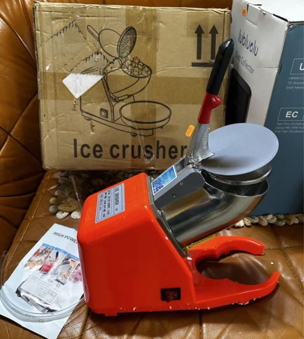 Електричний подрібнювач льоду Ice Shaver Snow Cone Maker