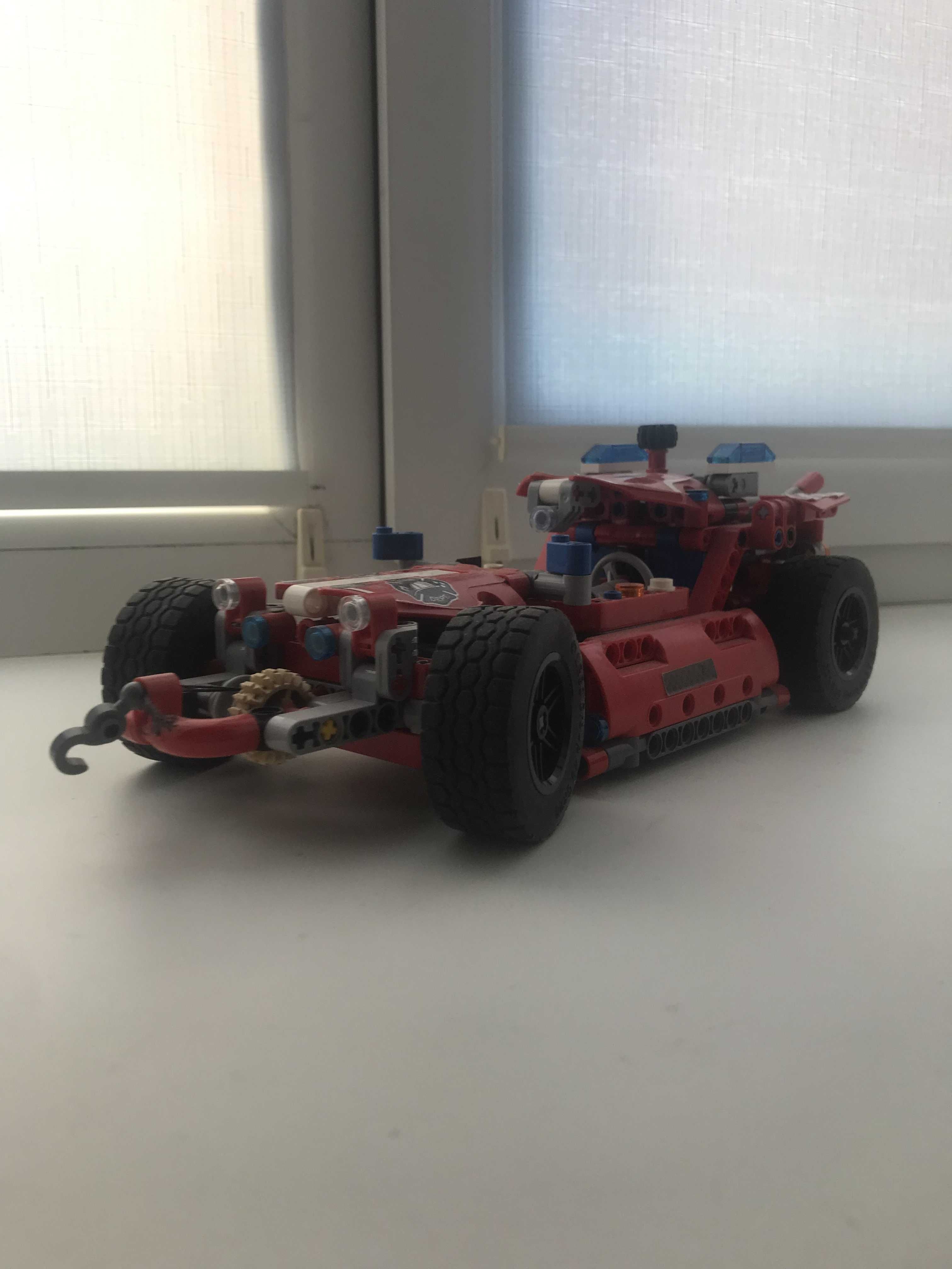 Lego Technic Пожежний позашляховик 42075