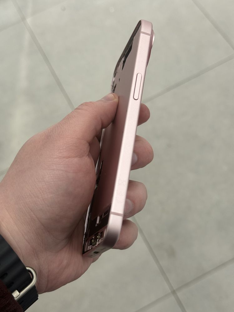 Оригінальний Корпус iPhone 15 ( Pink )