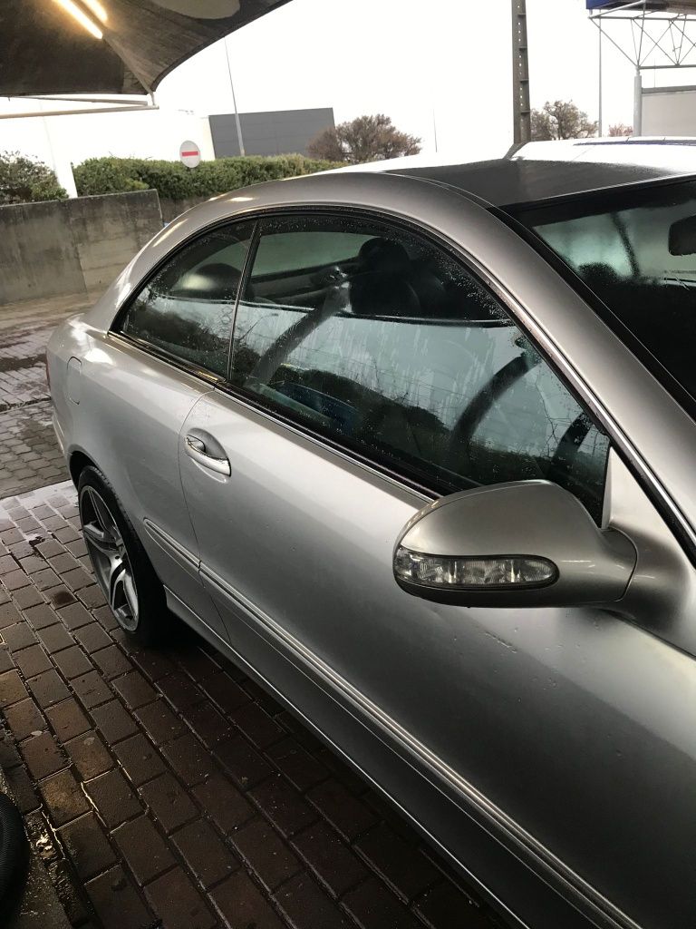 Mercedes-benz clk200