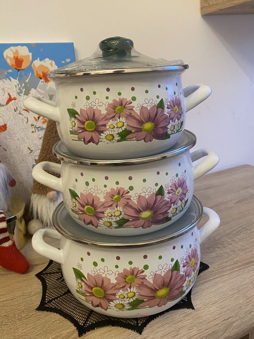 Набір каструль 3 штуки