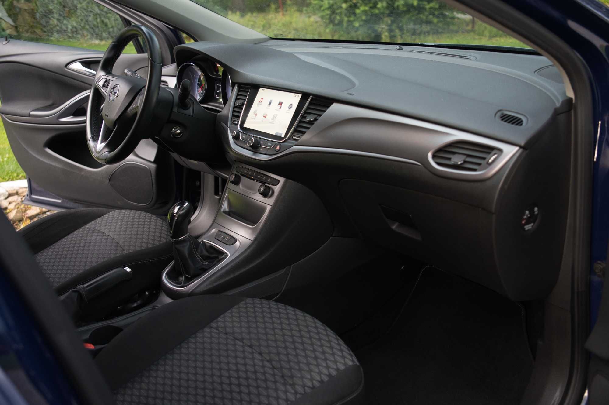 Opel Astra K • 1.6 CDTI • 2016 • Manual • 178 tys. km • Uszkodzony