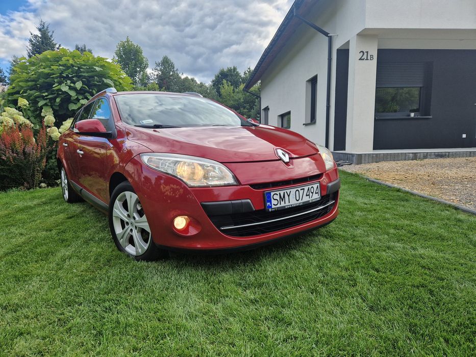 Renault megane Grandtour 1.6 benzyna 6 biegów REZERWACJA