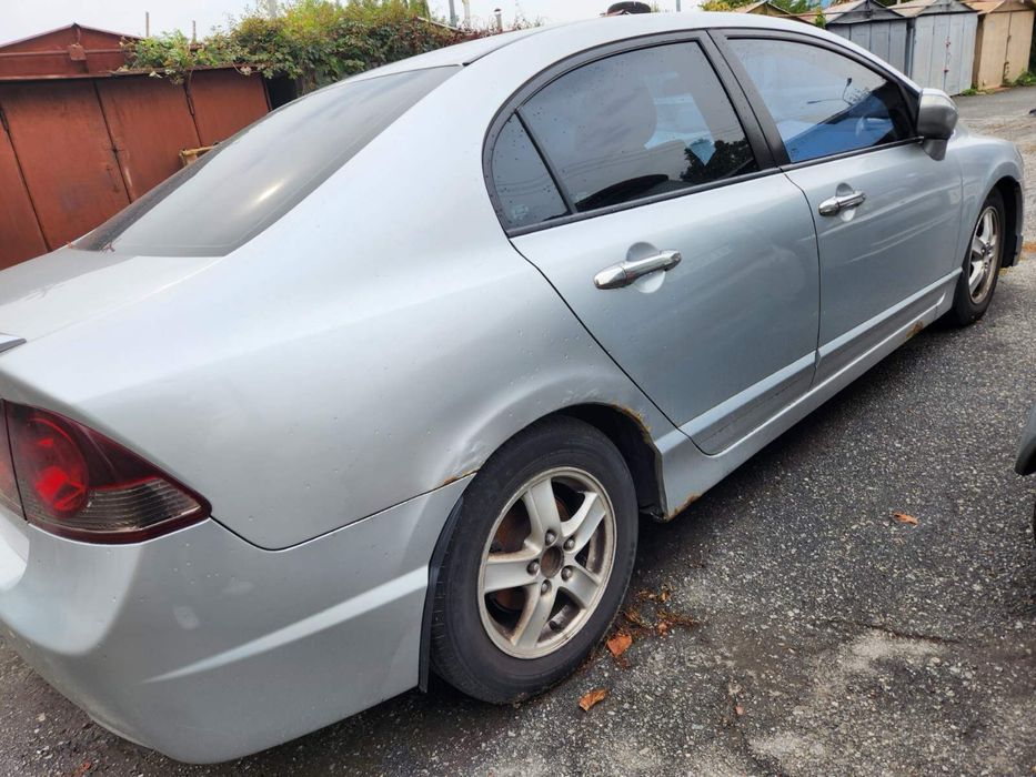 Продам Хонда Цывик 07г дв. 1.6 л, АКПП, про. 235 тыс