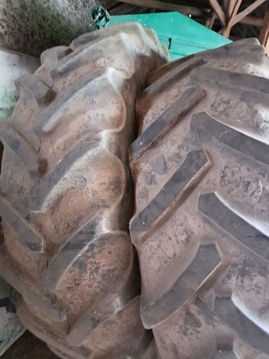 Opony rolnicze przednie i tylne