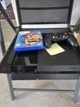 Ps4 pad 1stuka 2 gry
