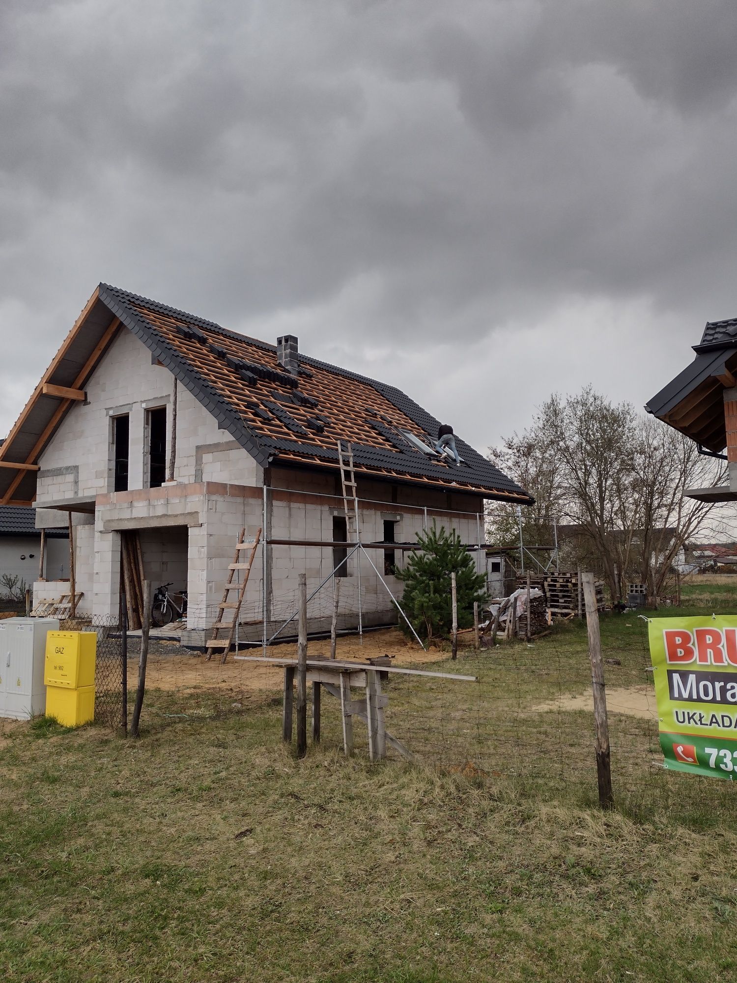 Dachy wiezby podbitki przebudowy domów