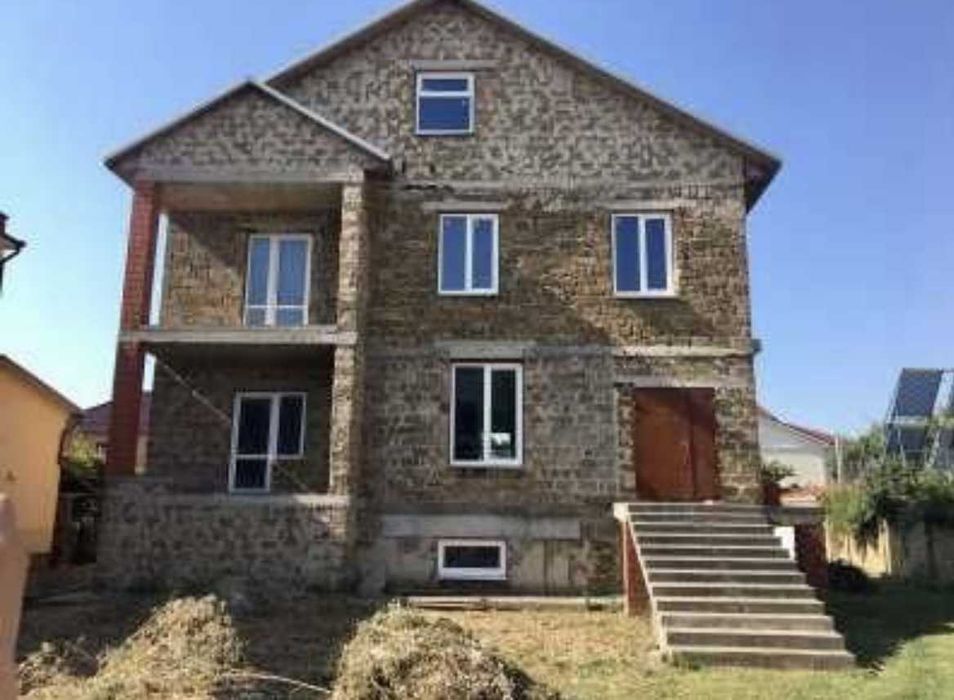 Дом (коробка) с ракушечника в Лесках