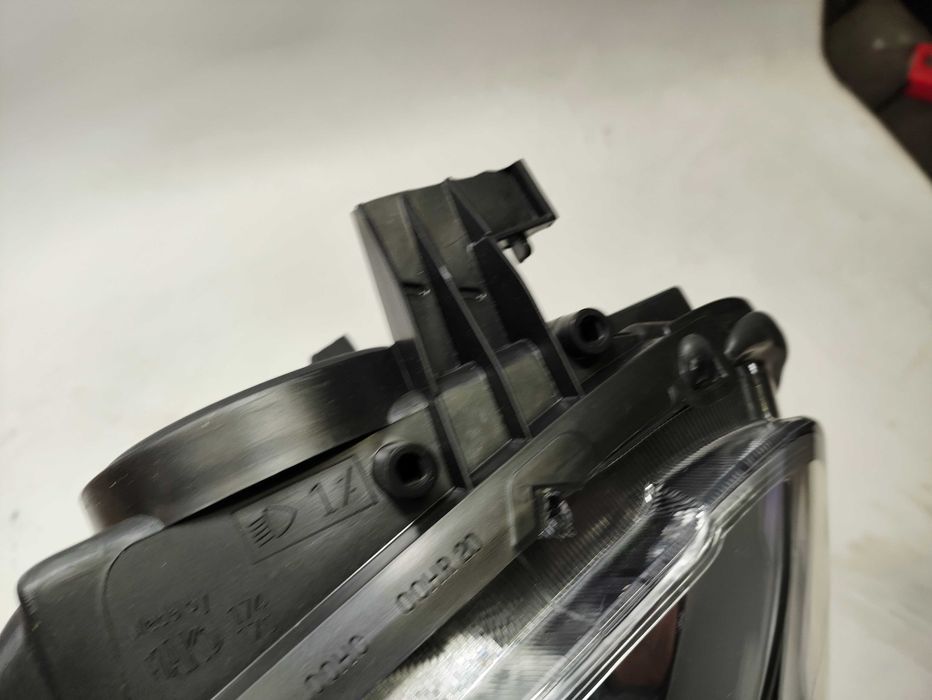 Lampa lewa przód przednia Fiat Doblo II Opel Combo D NOWA