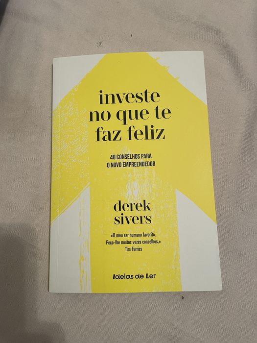 Livro Investe No Que Te Faz Feliz