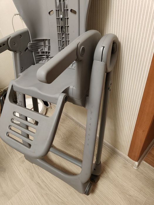 Детский стул для кормления Chicco Polly Magic Relax