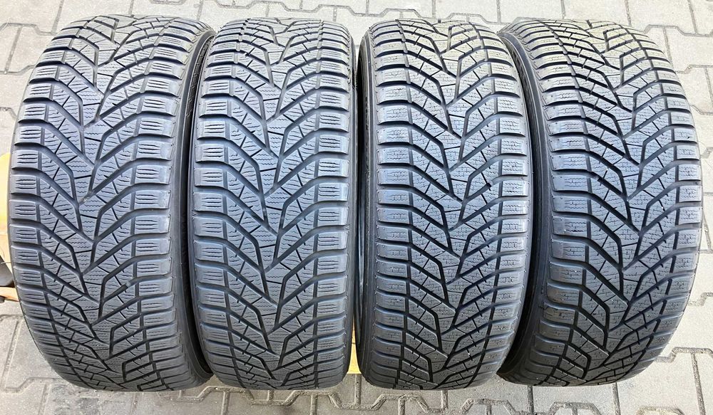 YOKOHAMA BluEarth Winter V905 215/45r18 2019r 4szt KPL Opony zimowe 18