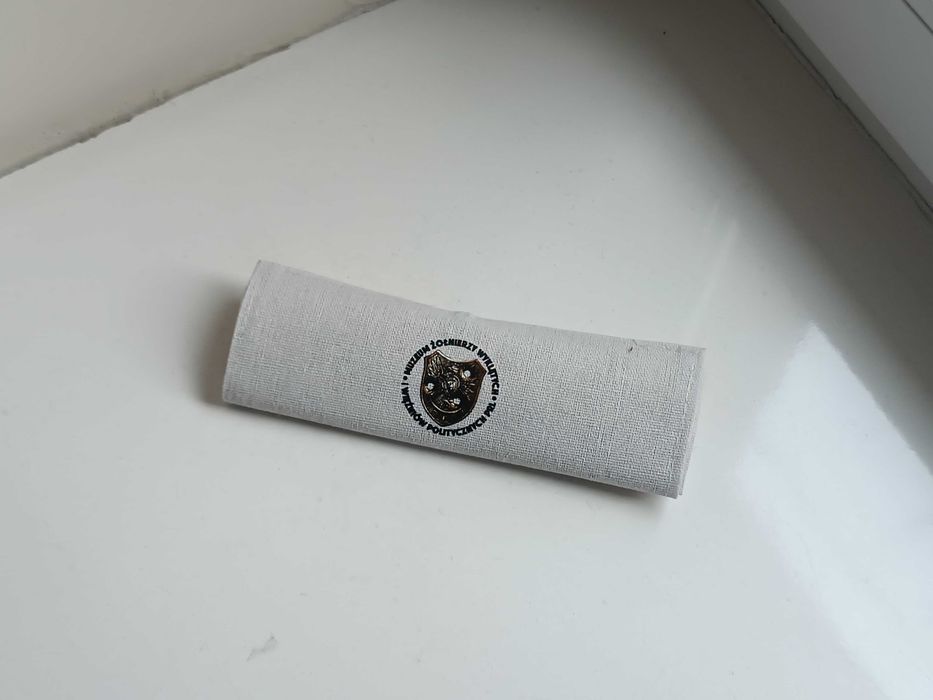 NOWY Piórnik zwijany rolka organizer etui Muzeum Żołnierzy Wyklętych