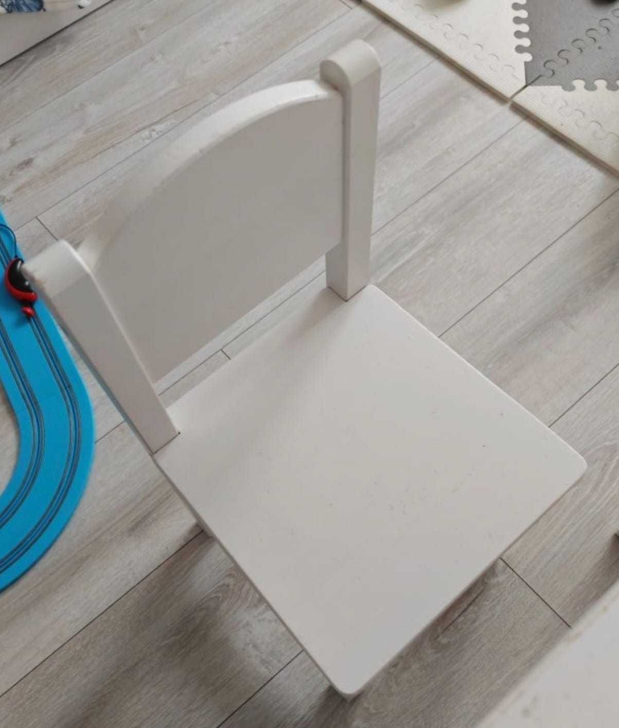 Syndvik Biureczko ze schowkiem IKEA