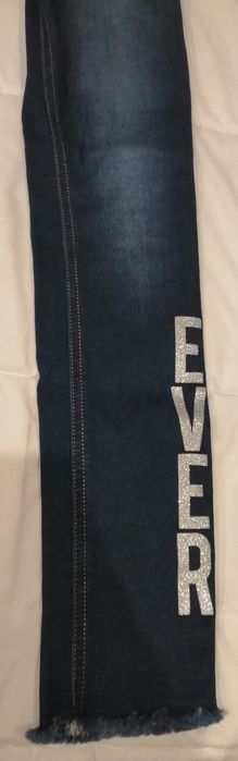 Calças skinny de criança