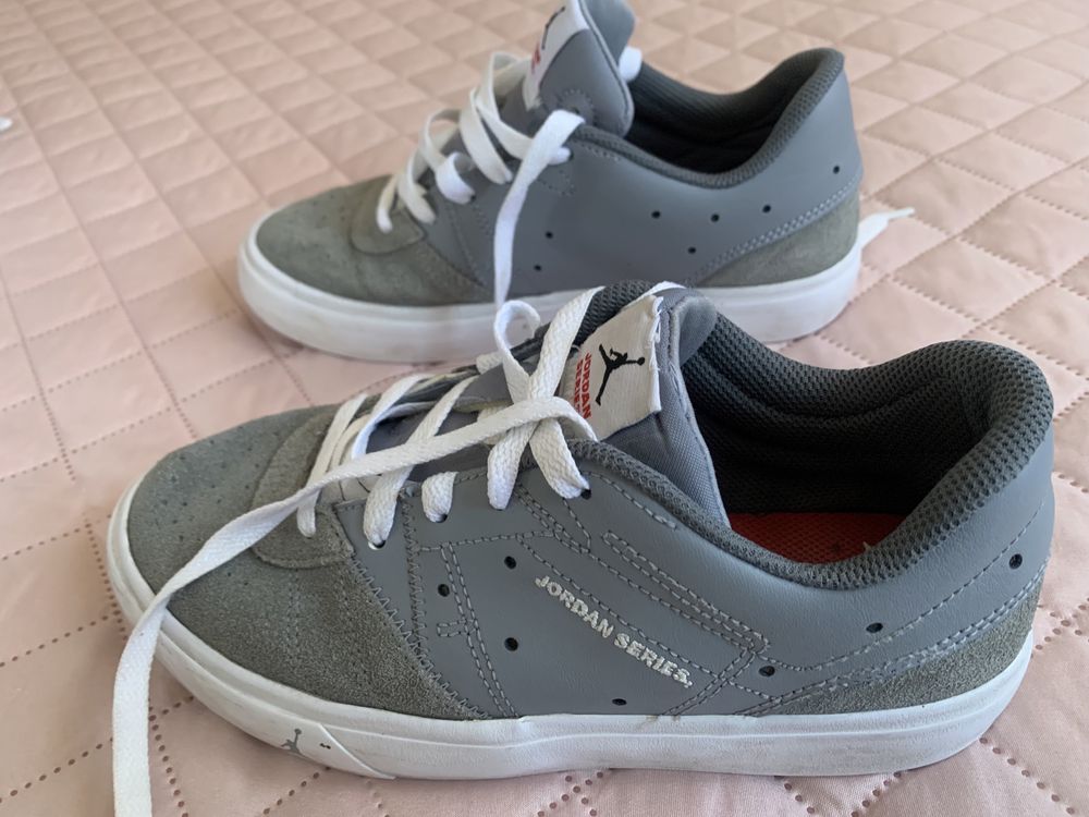 Sapatilhas Jordan Series