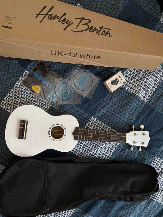 Harley Benton UK-12 White