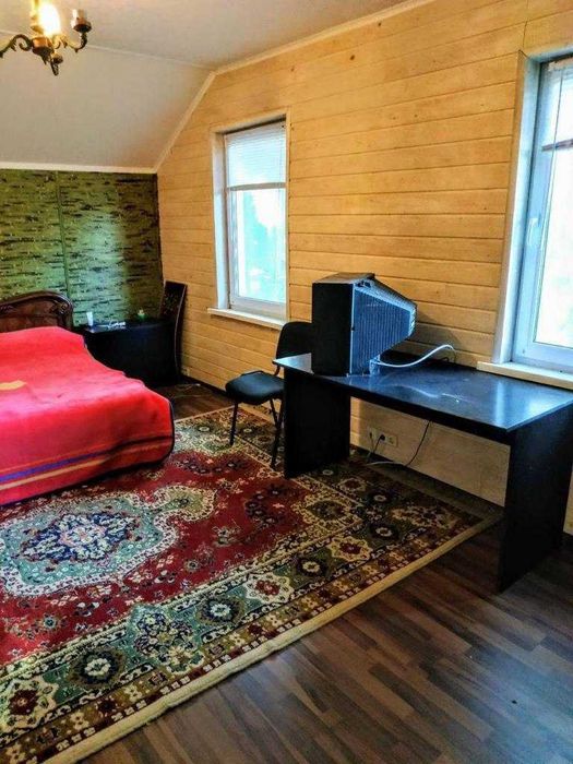 Власне озеро виноградники теплиця сад Бориспольскій р-н Вороньків