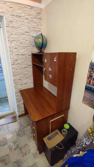 Компьютерный стол, для учебы, с выдвижными ящиками