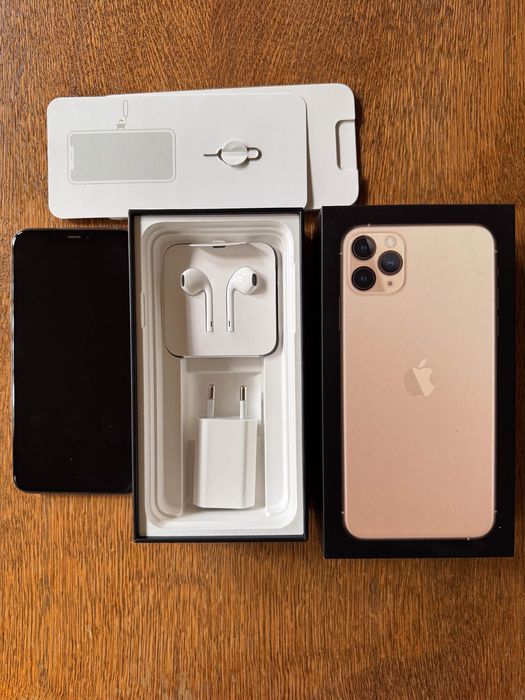 iPhone 11 Pro Max 256GB w kolorze złotym, bateria 85%