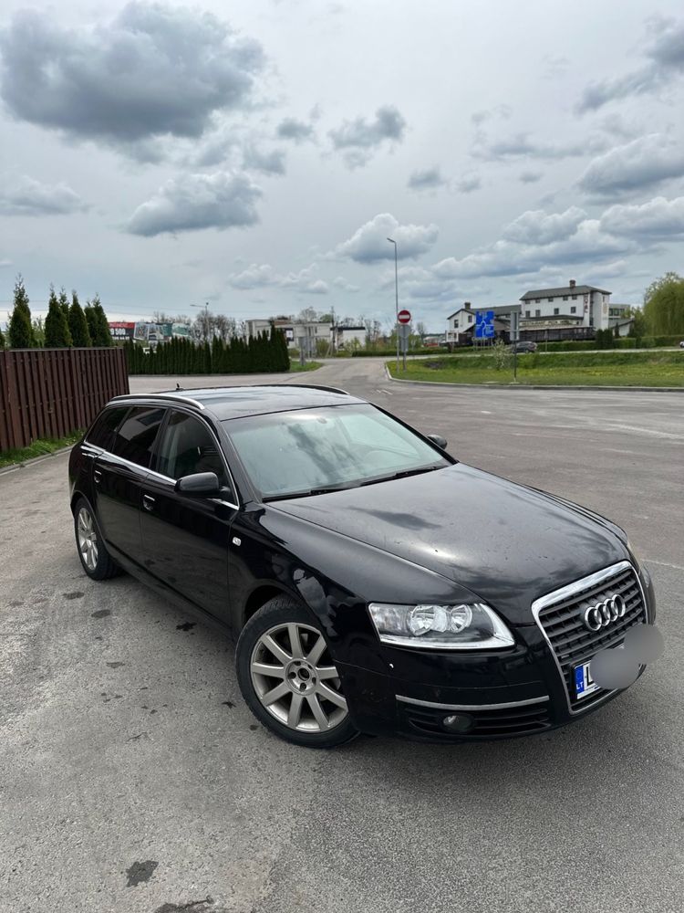 Audi A6C6 автомат Quattro 3л