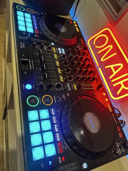 Ddj 1000 Contrulador Pioneer Dj com mala de transporte incluida