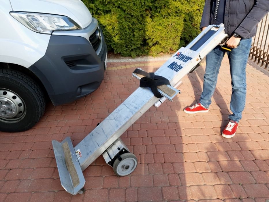 Schodołaz towarowy elektryczny PowerMate L1B 295 kg, wózek schodowy
