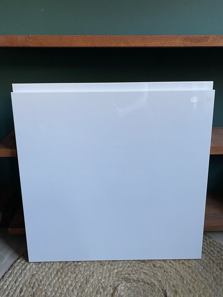 Front IKEA Voxtorp biały połysk 60x60cm zintegrowany uchwyt drzwi
