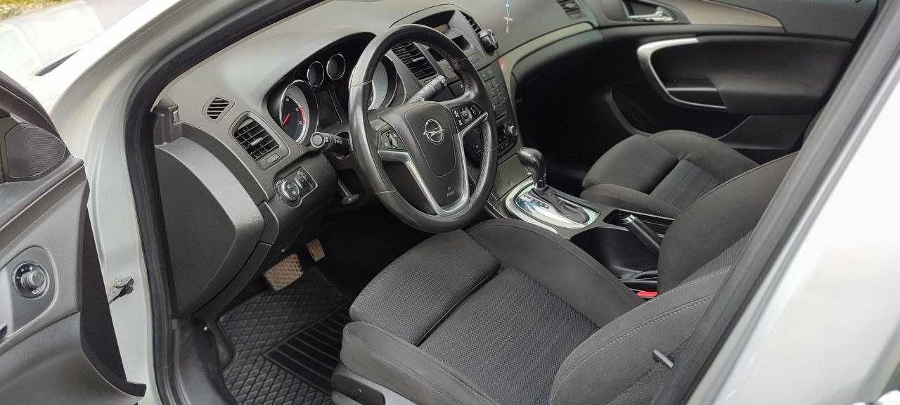 Продам Opel Insignia