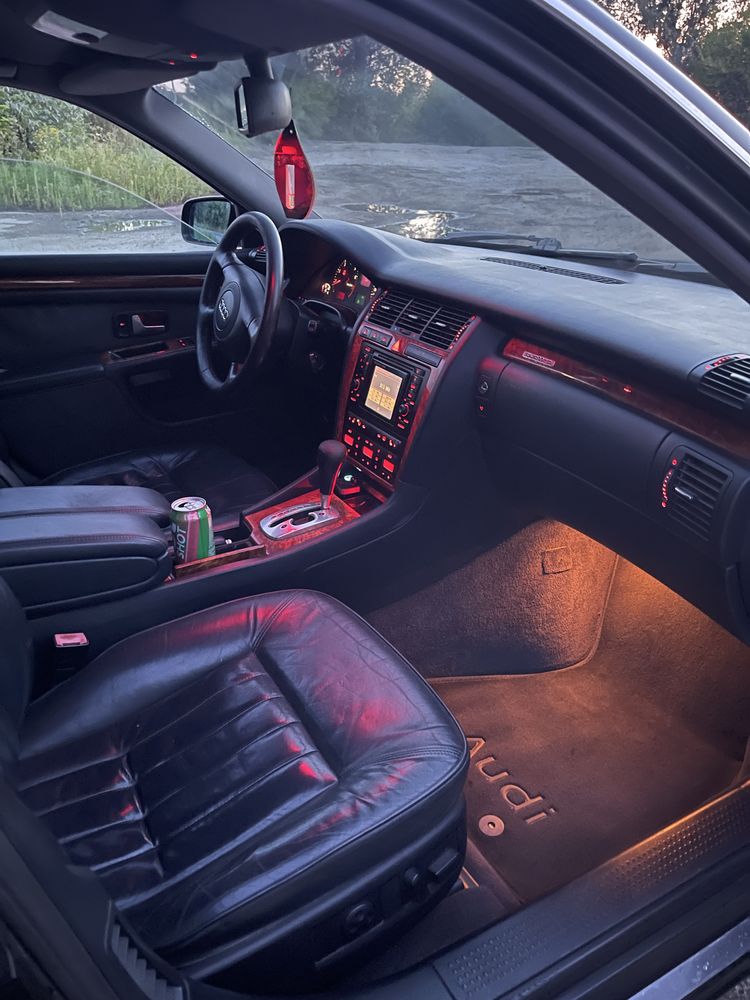Audi A8 Quattro ІДЕАЛ
