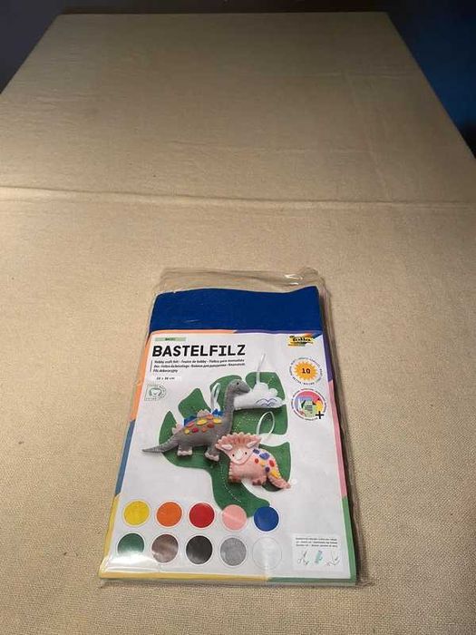 Zestaw Filcu Dekoracyjnego do Zrobienia Dinozaura Zabawka M08