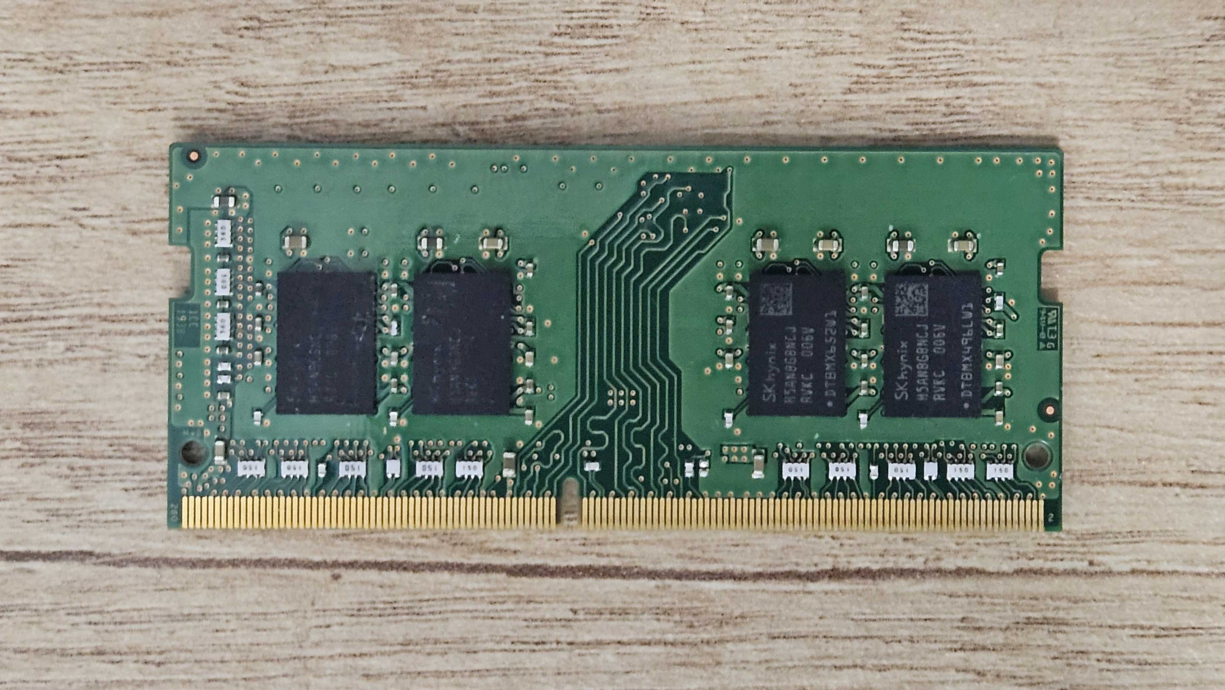 Pamięć RAM DDR4 SK Hynix HMA 8 GB PC4-2666V