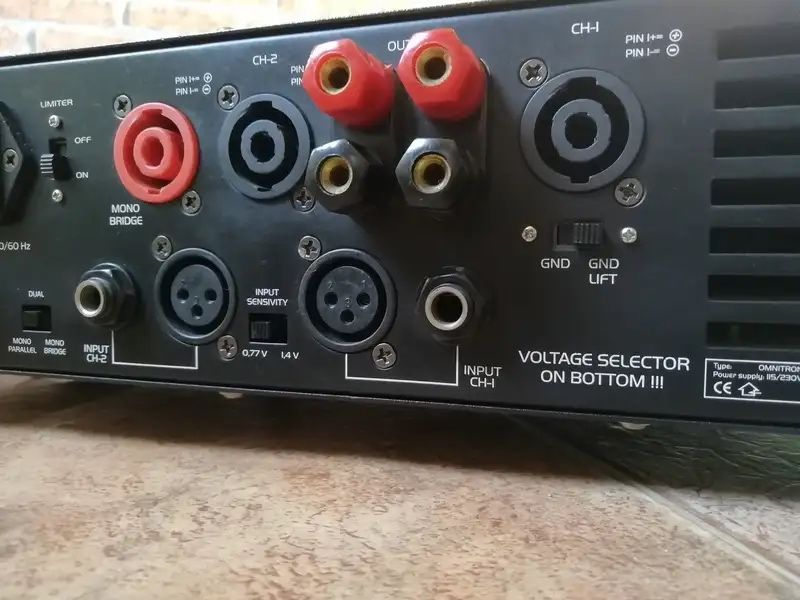 Colunas amplificador mesa mistura