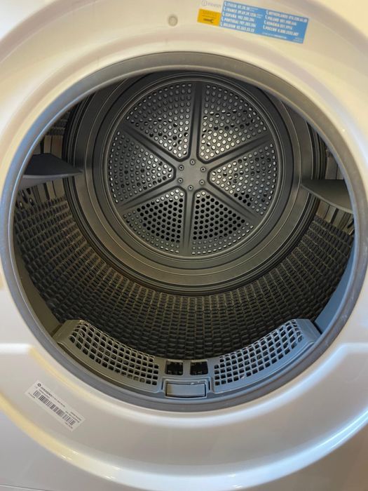 Máquina secar roupa Indesit