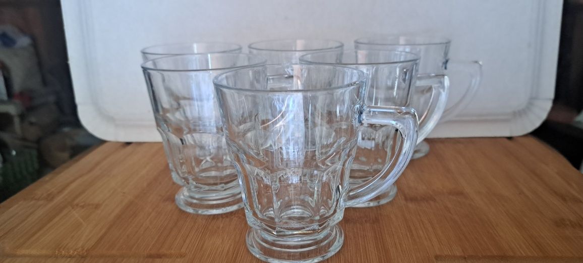 Copos e taças para cafetaria
