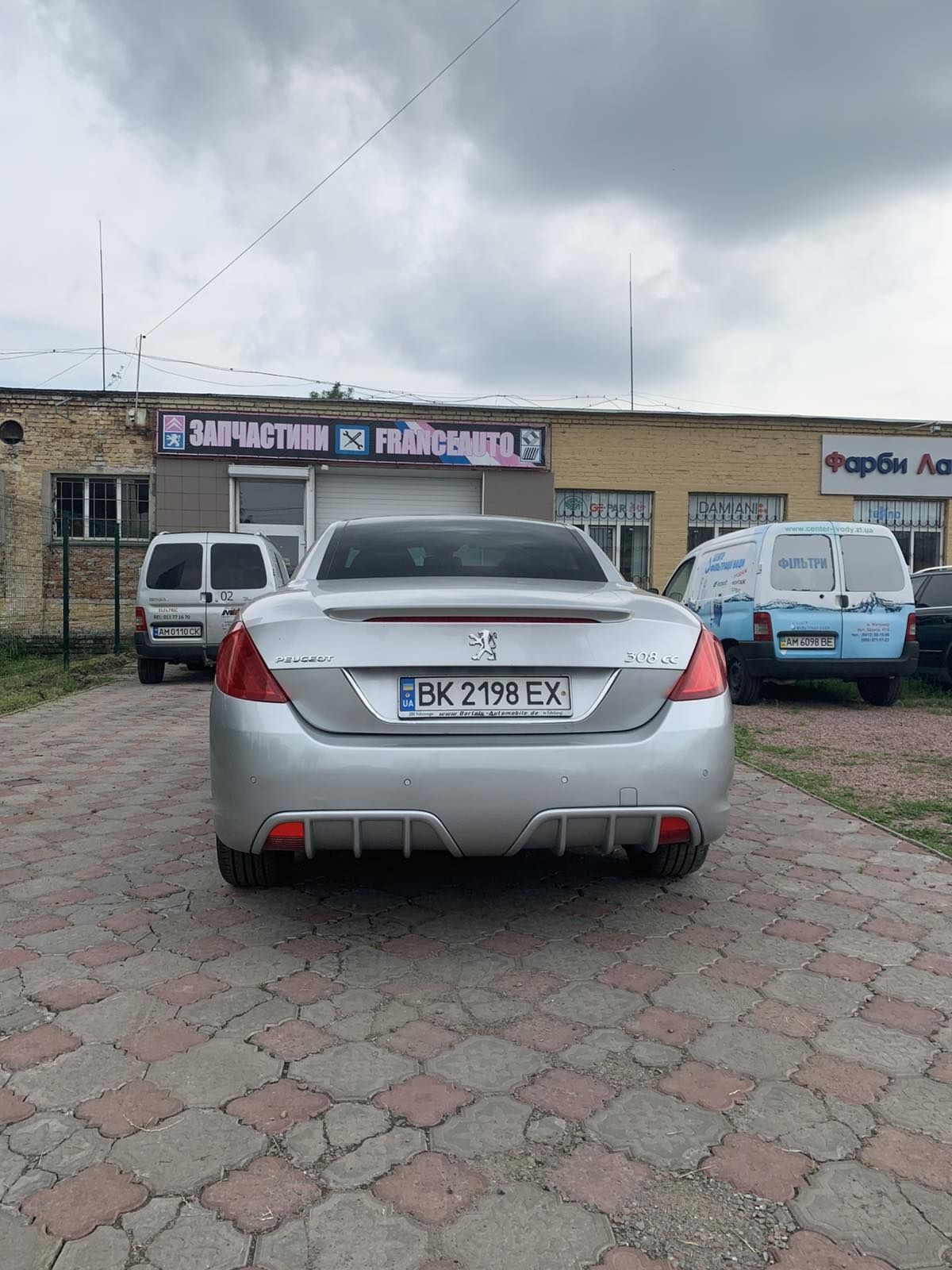 Продам автомобіль PEUGEOT 308CC